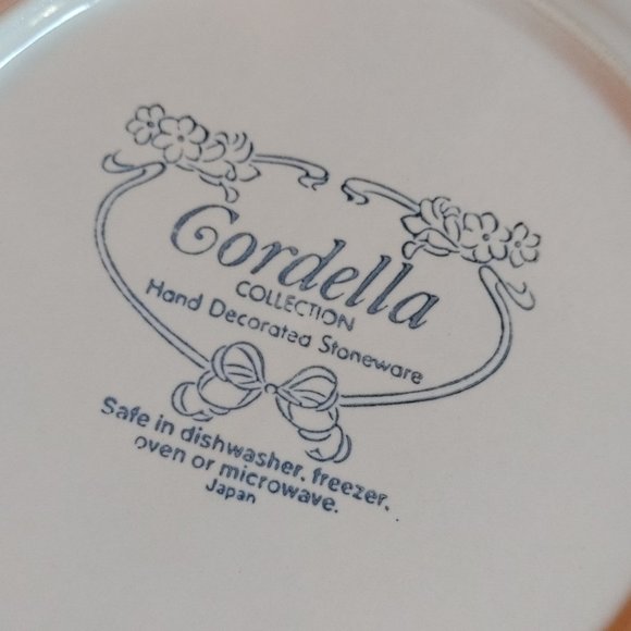 Elegant Floral Dinnerware Set - Picture 8 of 9